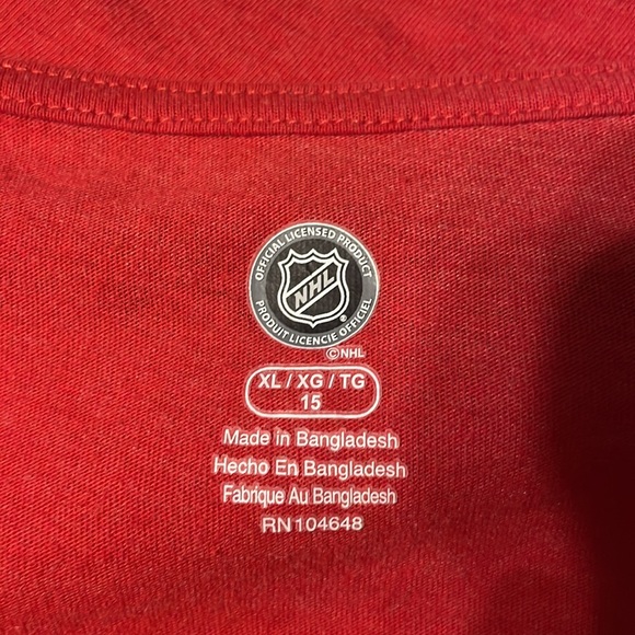 Detroit Red Wings Rhinestone Tshirt - Picture 3 of 3